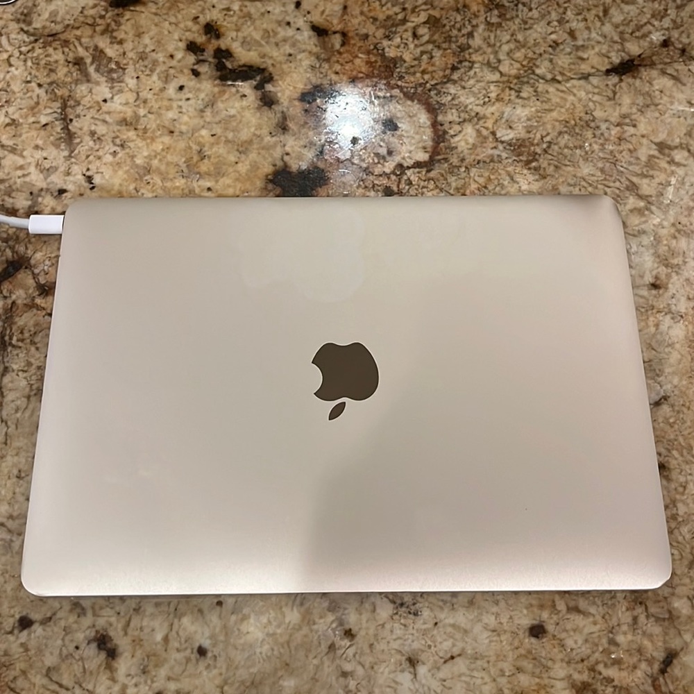 Gold Macbook 12 inch